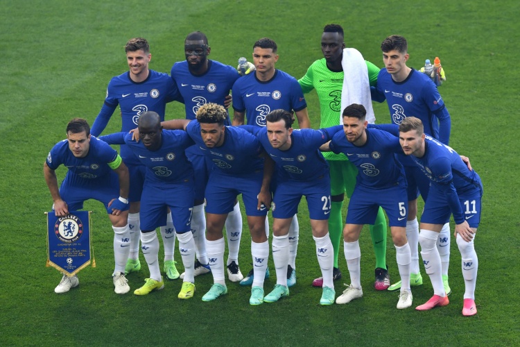 从品牌与传 从品牌与传